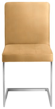 Freischwinger-Stuhl in beige aus Frontalansicht mit Metallgestell