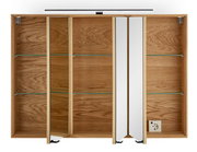 Spiegelschrank aus Holz mit offenen Türen, Glasregalen und integrierter Beleuchtung, Frontalansicht