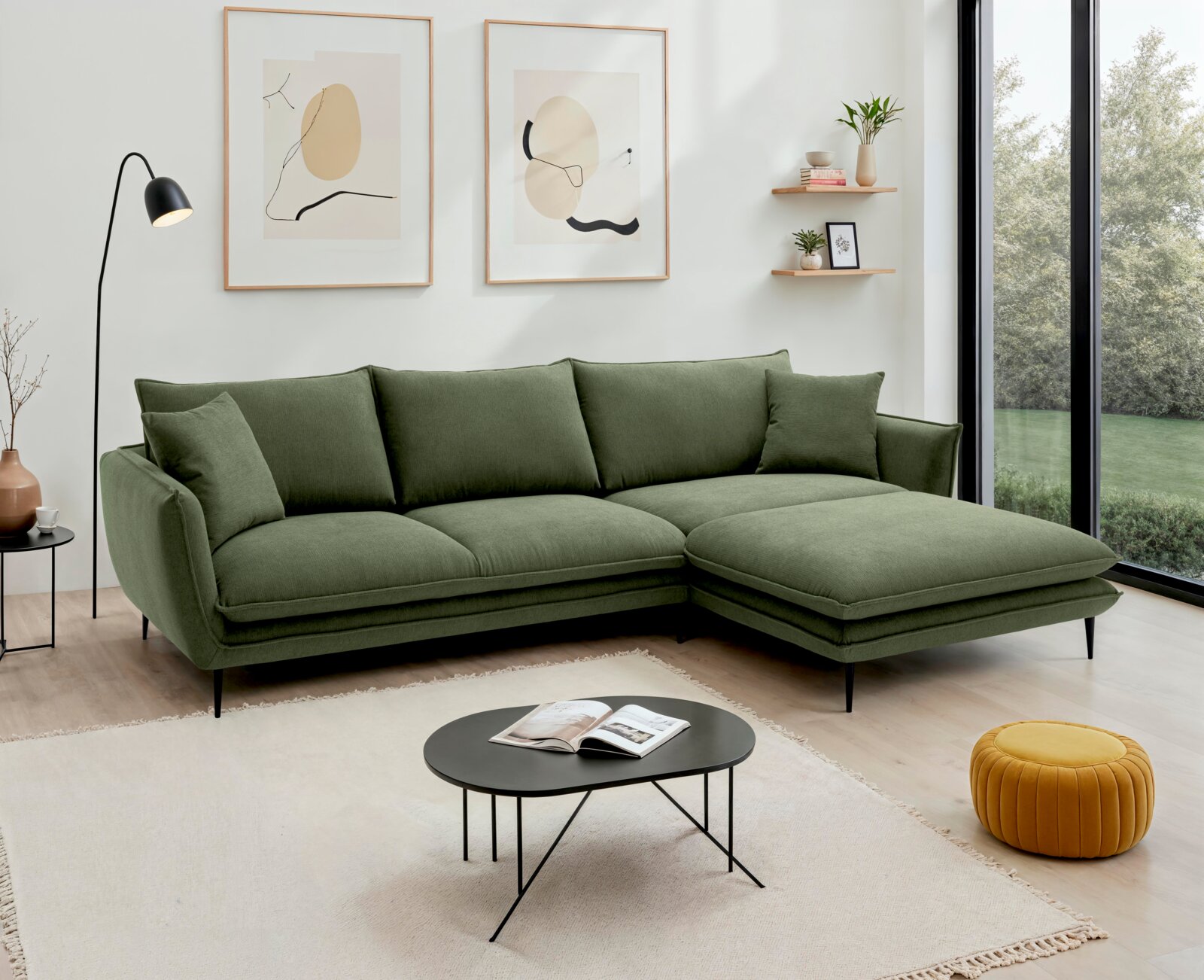 Hom´in Hoekbank LUNA Groene hoekbank in een moderne woonkamer, zijaanzicht