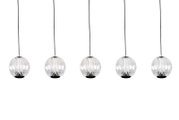 Vijf bolvormige LED-hanglampen van glas, gezien vanaf de voorkant, met zwarte kabels.