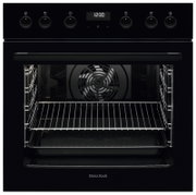 Schwarzer Einbau-Backofen mit geöffneter Tür, sichtbarem Garraum mit Umluftventilator, Grillrost und Bedienknebeln oben, Frontansicht.
