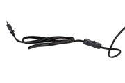 Schwarzes Netzkabel mit Kippschalter, seitliche Perspektive