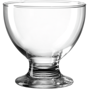 Transparente Dessertschale aus Glas mit breitem Fuß, seitliche Perspektive