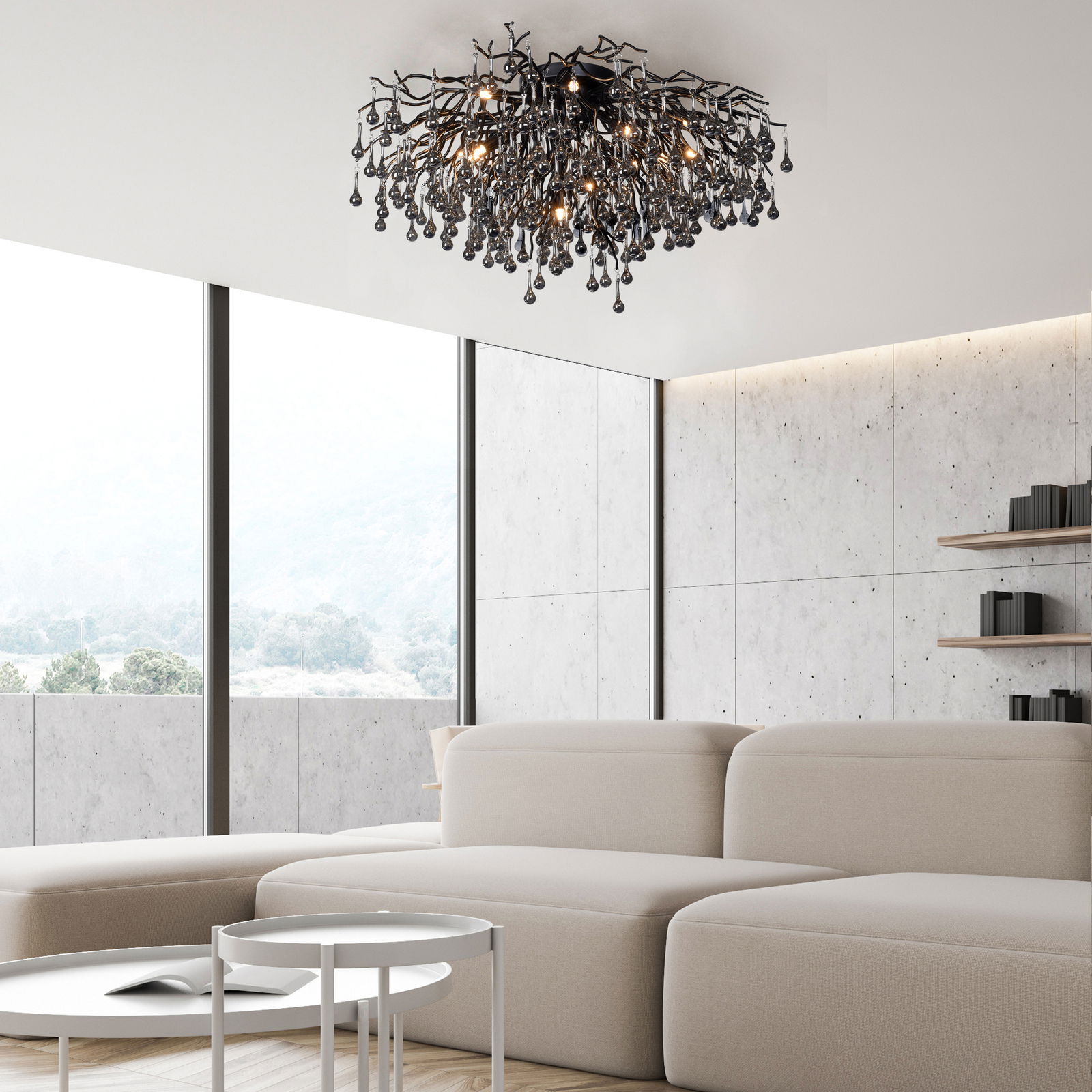 Moderne Deckenleuchte ICICLE mit verzweigten, tropfenförmigen Elementen, von unten betrachtet in einem eleganten Wohnzimmer mit großen Fenstern.