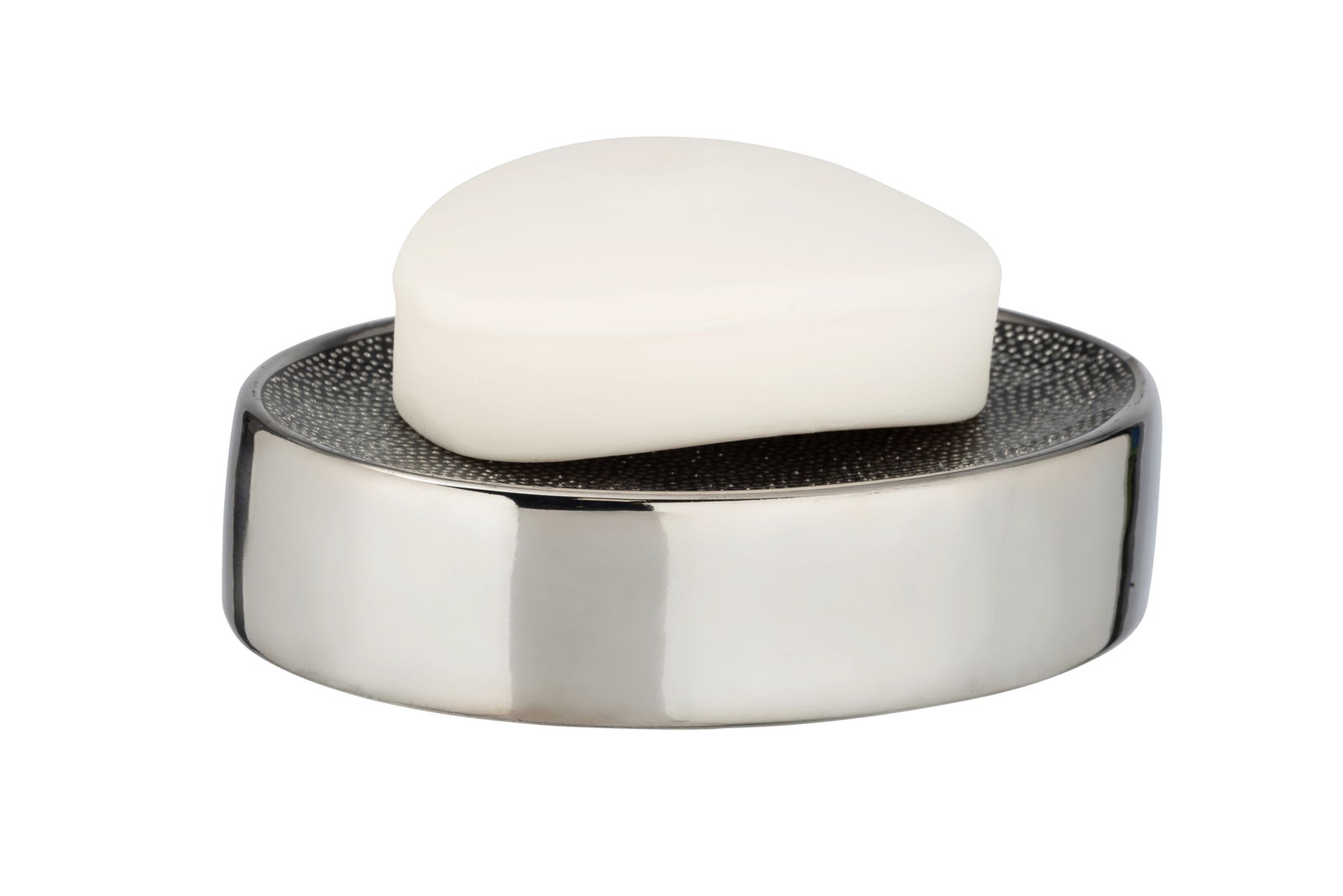 Silberne Seifenablage Modell Nuria mit Seife, seitliche Perspektive