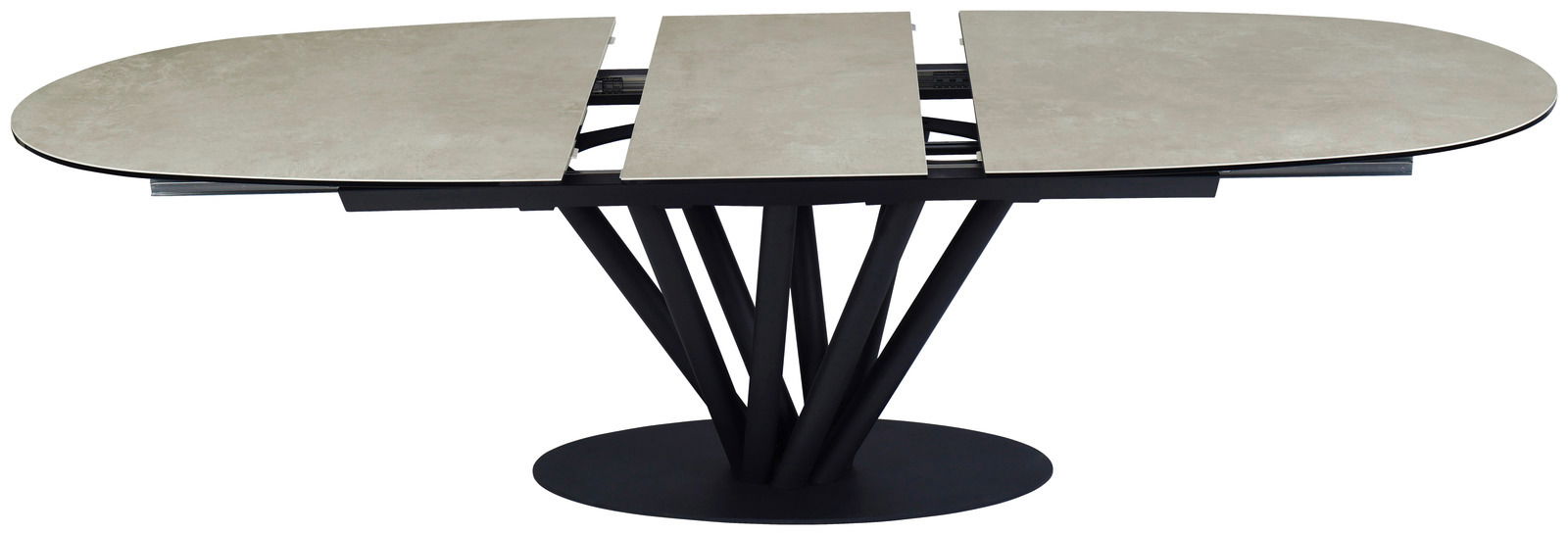 Moderner Esstisch mit ovaler, ausziehbarer Tischplatte in Steinoptik und schwarzem, geometrischem Untergestell, seitliche Perspektive.