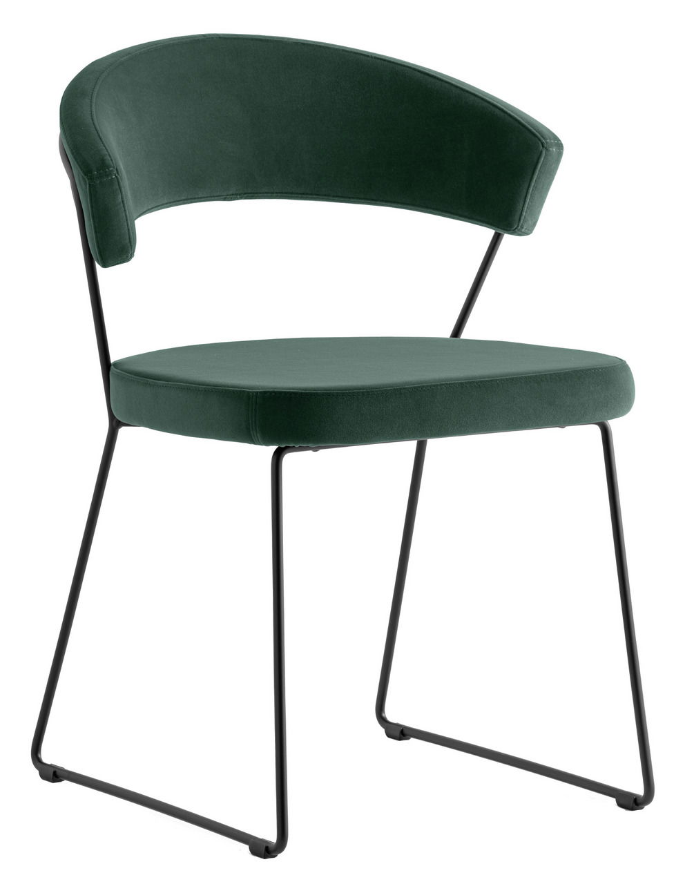 Moderner Stuhl mit grünem Samtbezug und schwarzem Metallgestell, seitliche Perspektive