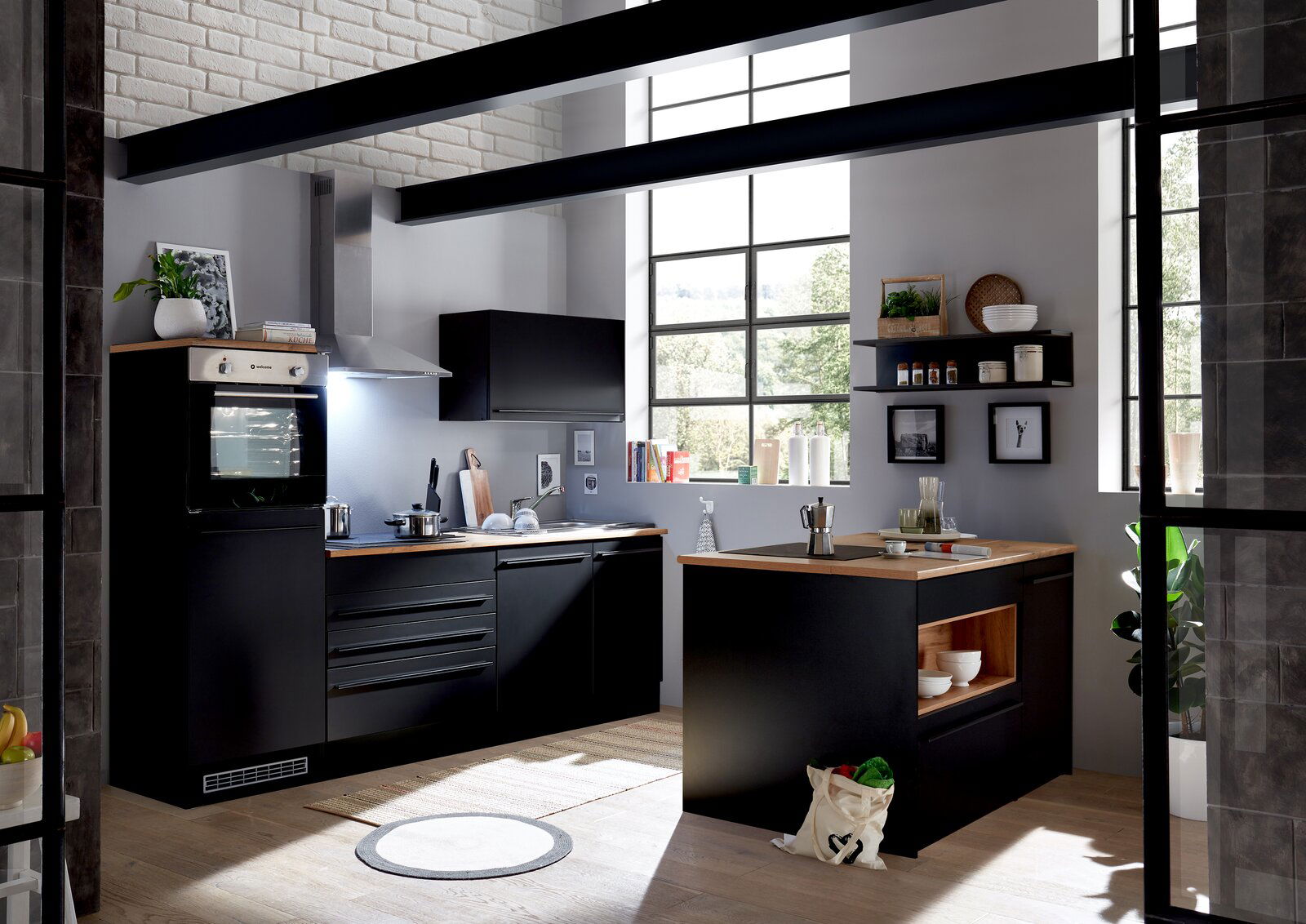 Smartkitchen Kücheninsel JAZZ Moderne Küche mit schwarzer Kücheninsel und Holzarbeitsplatte, seitliche Perspektive