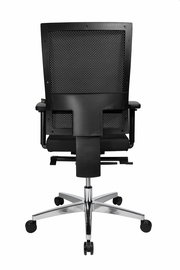 Rückansicht eines modernen Drehstuhls mit Netzrückenlehne und verchromtem Fußkreuz.