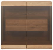 Frontansicht eines modernen Highboards mit Holzoptik und Glastüren.
