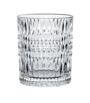 Close-up van een doorzichtig drinkglas met etnisch patroon, gezien van voren.