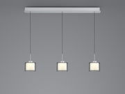 Moderne LED-Pendelleuchte mit drei zylindrischen Lampenschirmen, frontal betrachtet.