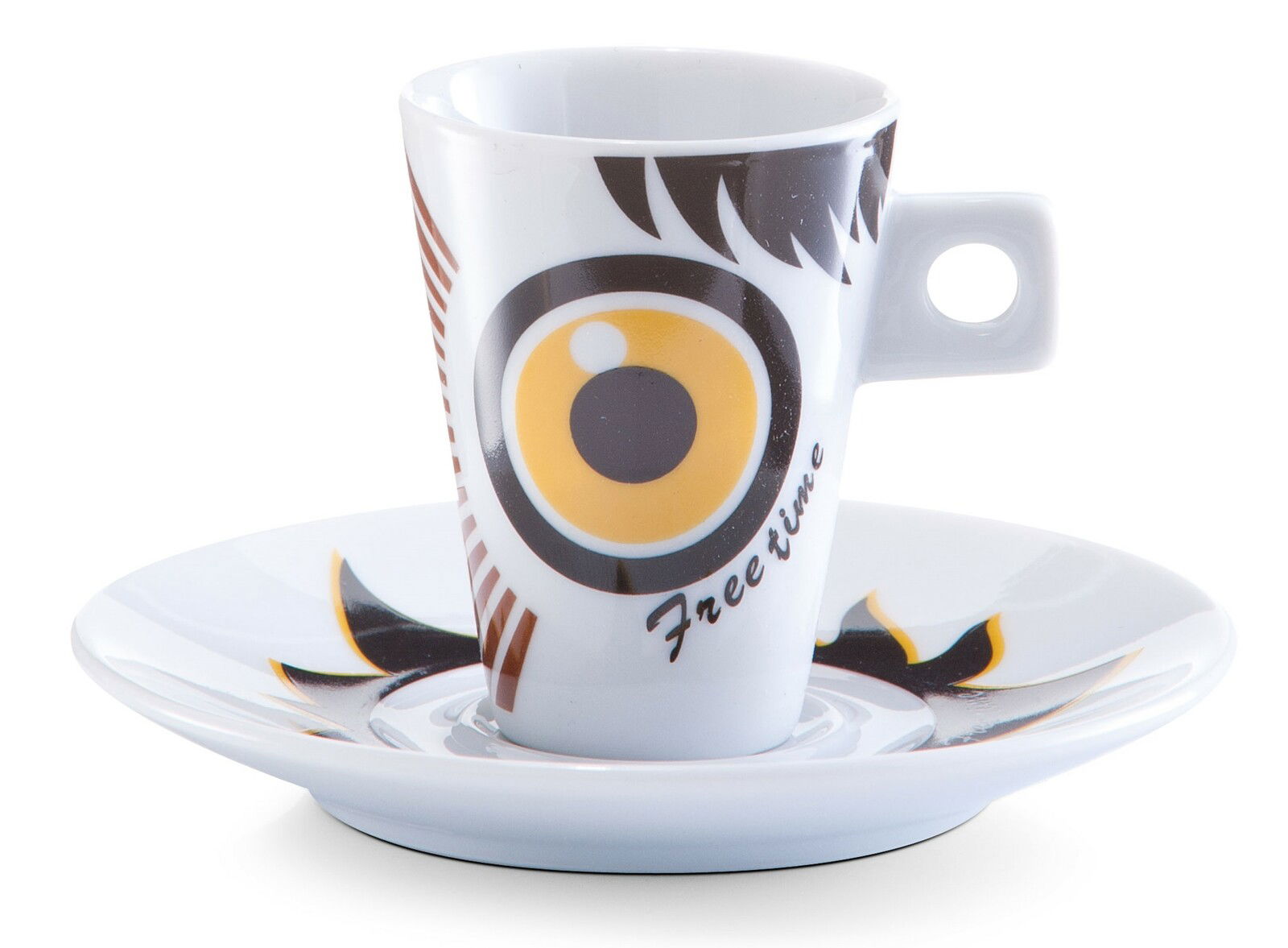Espresso-Tasse mit Untertasse, dekoriert mit einem auffälligen grafischen Design und dem Schriftzug 'Freetime', seitliche Perspektive