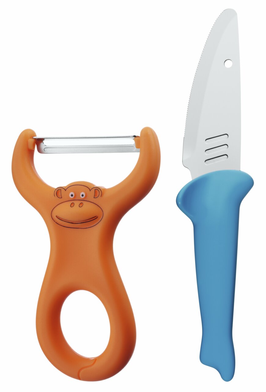 WMF Kinderkoch-Set 2-tlg. WILLY MIA FRED Koch-Set bestehend aus einem orangefarbenen Schäler mit Affenmuster und einem blauen Messer, frontal abgebildet.