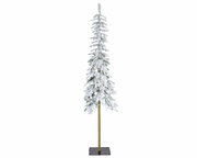 Schneebedeckte künstliche Tanne in voller Höhe, frontal fotografiert, mit schlankem Design und stabilem Standfuß.