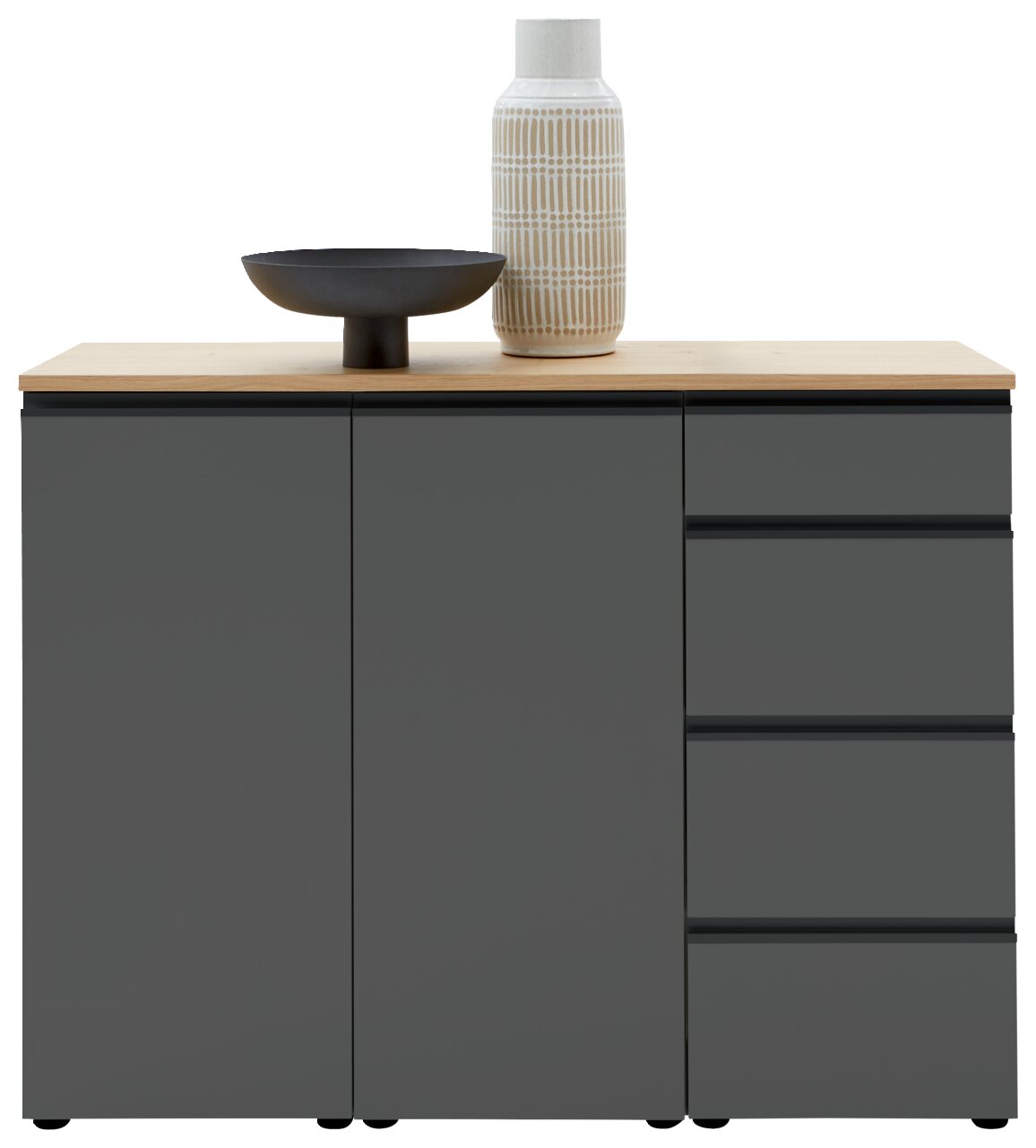 Moderne Kombi-Kommode 135 in dunklem Grau mit Holzplatte, zwei Türen und vier Schubladen, frontal abgebildet, dekoriert mit einer Vase und einer Schale.