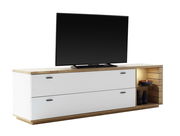 TV-Lowboard aus Holz und Weiß mit zwei Schubladen, seitlichem Regal und darauf stehendem Fernseher, Perspektive von links vorne