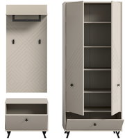 Garderobenkombination in modernem Design mit geometrischen Mustern, bestehend aus einem hohen Schrank mit offenen Türen, einem Wandpaneel mit Haken und einem niedrigen Schuhschrank, frontal betrachtet.