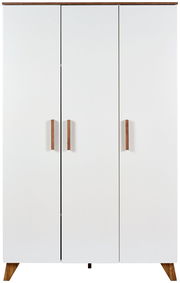 Moderner dreitüriger Kleiderschrank in Weiß mit Holzgriffen, Frontalansicht