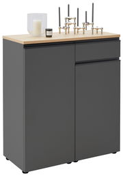 Moderne Kombi-Kommode in Anthrazit mit Holzplatte, dekoriert mit Kerzen und Kerzenhaltern, seitliche Perspektive