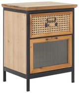 Nachtkommode aus Holz mit einem Rattanschublade und einer Glastür, seitliche Perspektive