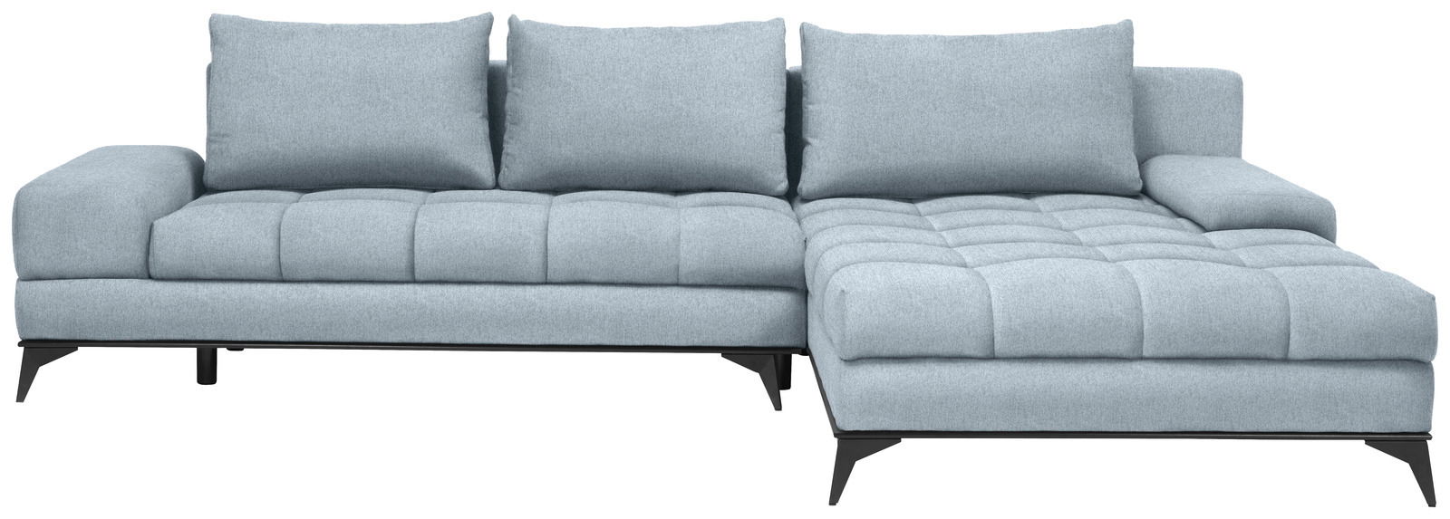 Graues Ecksofa mit drei Rückenkissen und einer Ottomane auf der rechten Seite, Vorderansicht.