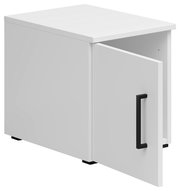 Weißer Aufsatzschrank mit geöffneter Tür und schwarzem Griff, perspektivisch von vorne rechts betrachtet.