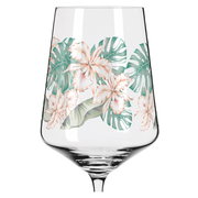 Weinglas mit tropischem Blumenmuster, seitliche Perspektive
