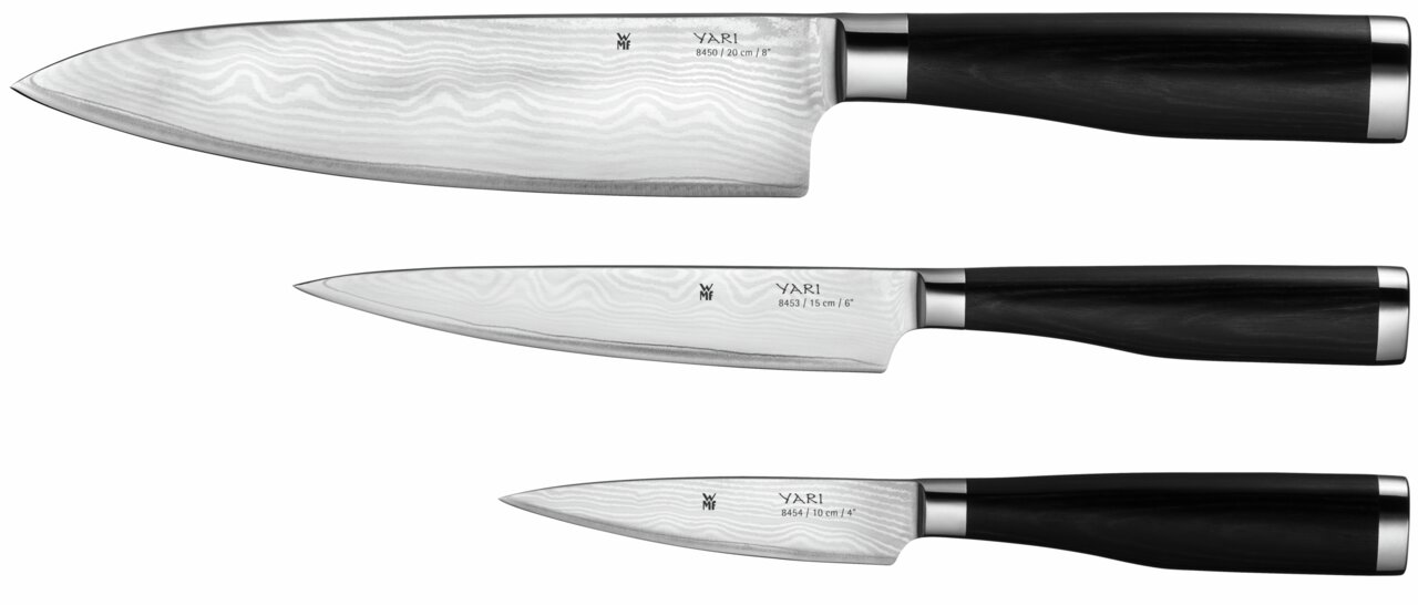 WMF Messerset 3tlg. YARI Drei Küchenmesser der Serie Yari mit Damastklingen und dunklen Griffen, seitliche Ansicht.