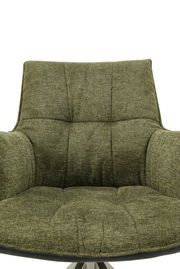 Grüner Sessel mit gepolsterter Rückenlehne und Armlehnen, Vorderansicht