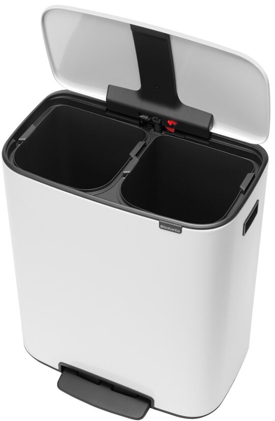 Brabantia Abfalleimer BO mit zwei Fächern, geöffnet, aus schräger Vogelperspektive