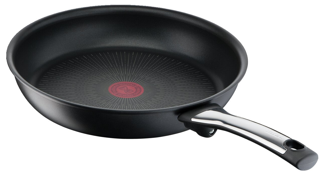 Bratpfanne Excellence 28cm, schwarze Antihaftbeschichtung, seitliche Perspektive
