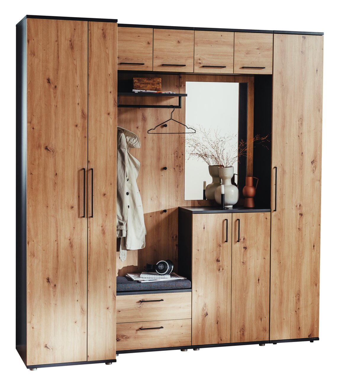 Moderano Vorschlagskombi Garderobe VARIADA Garderobenkombination aus Holz mit Schränken, Schubladen, Spiegel und Kleiderstange, frontal betrachtet.