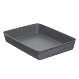 Graue rechteckige Aufbewahrungsbox aus Kunststoff, schräg von oben fotografiert