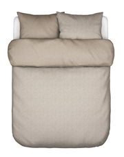 Bettwäsche-Set in Beige, bestehend aus einem Bettbezug und zwei Kissenbezügen, aus der Vogelperspektive fotografiert.