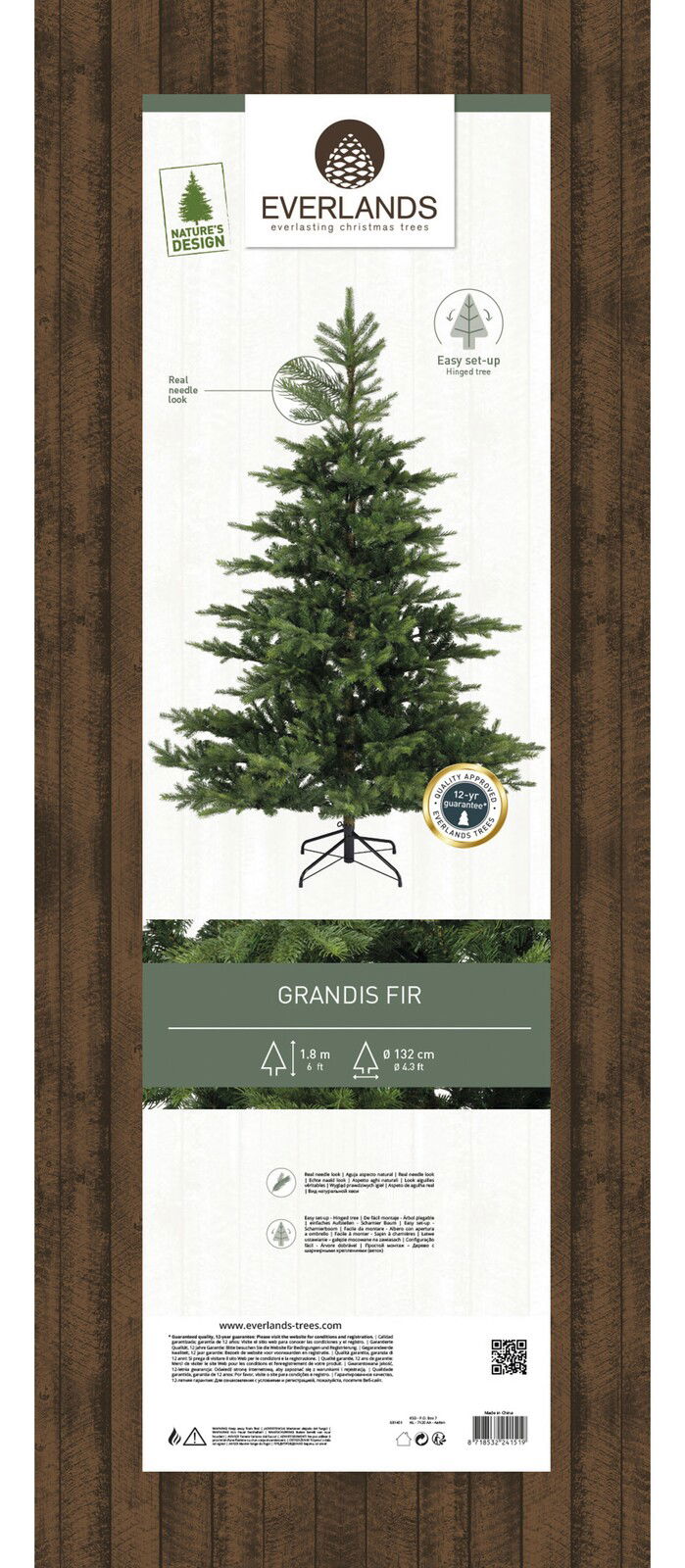 Künstlicher Weihnachtsbaum Grandis Fir, 1,8 m hoch, 132 cm Durchmesser, mit realistischem Nadel-Look und einfachem Aufbau, Frontalansicht.