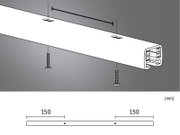 Technische tekening van een rail van 0,5 m lang met twee bevestigingsschroeven, zijaanzicht.