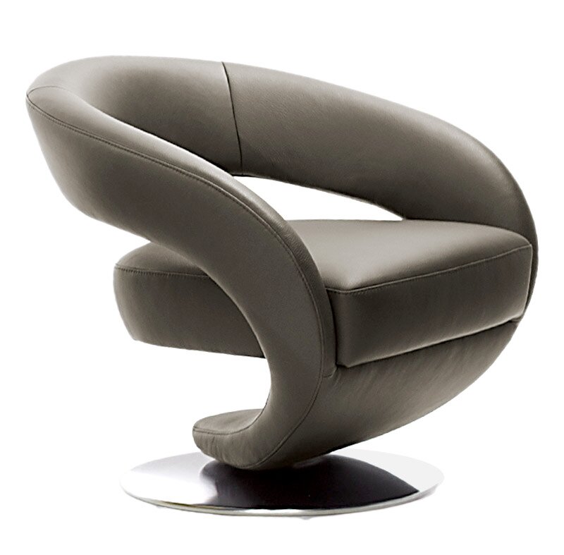 Moderner Drehsessel in elegantem Design, seitliche Perspektive