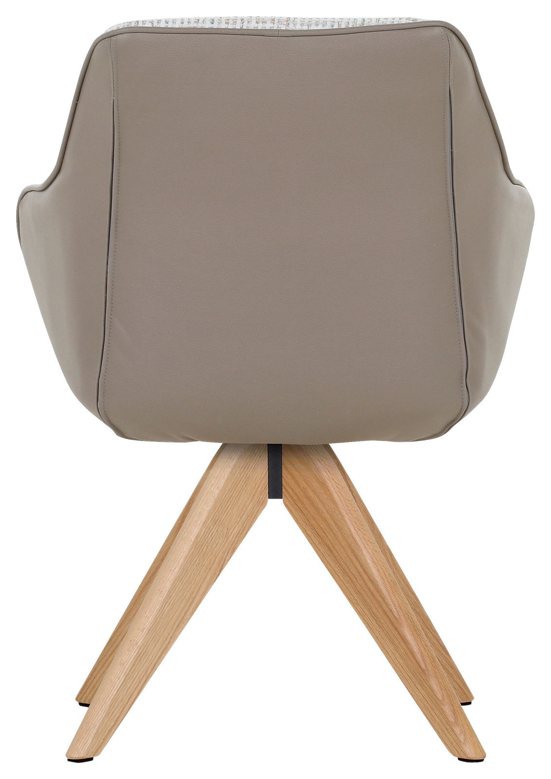 Rückansicht eines modernen Armlehnstuhls mit beigem Polster und Holzbeinen.