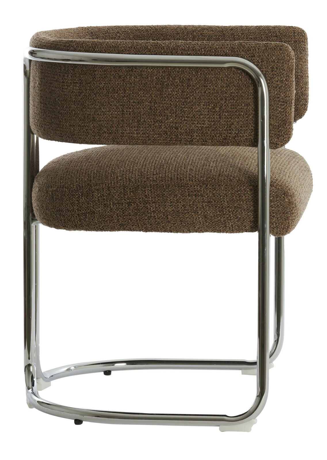 Seitenansicht eines Armlehnstuhls mit braunem Stoffbezug und verchromtem Metallrahmen.
