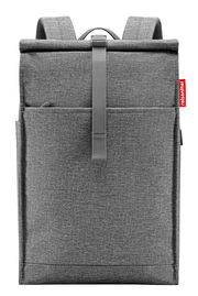 Grauer urbaner Rolltop-Rucksack mit Frontansicht, verstellbaren Schultergurten und rotem Markenetikett.