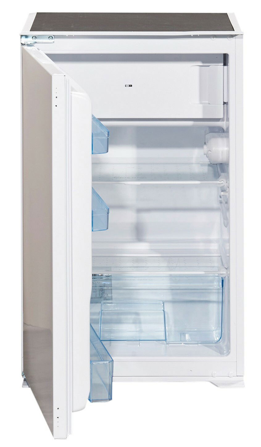 Offener Kühlschrank mit Gefrierfach, Ansicht von vorne