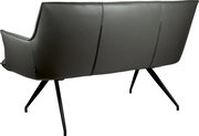 Rückansicht eines modernen 2-Sitzer-Sofas in Dunkelgrau mit glatter Polsterung und schwarzen Metallbeinen, freigestellt auf weißem Hintergrund