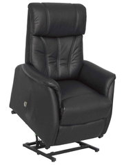 Schwarzer Fernsehsessel in Frontalansicht mit Hebefunktion