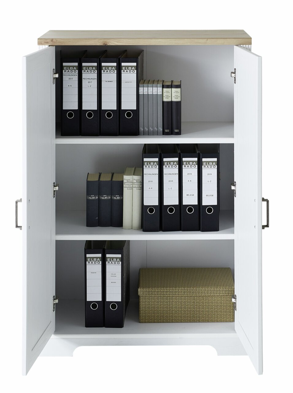 Offener Aktenschrank der Serie JUDITH mit zwei Regalböden, gefüllt mit Ordnern und Büchern, aus der Frontperspektive.