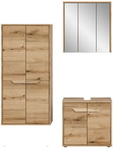 Badkombination aus Holz in Frontansicht mit Spiegelschrank, hohem Schrank und Waschtischunterschrank.