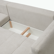 Ecksofa London von Hom'in mit geöffneter Stauraumfunktion, Perspektive von oben.