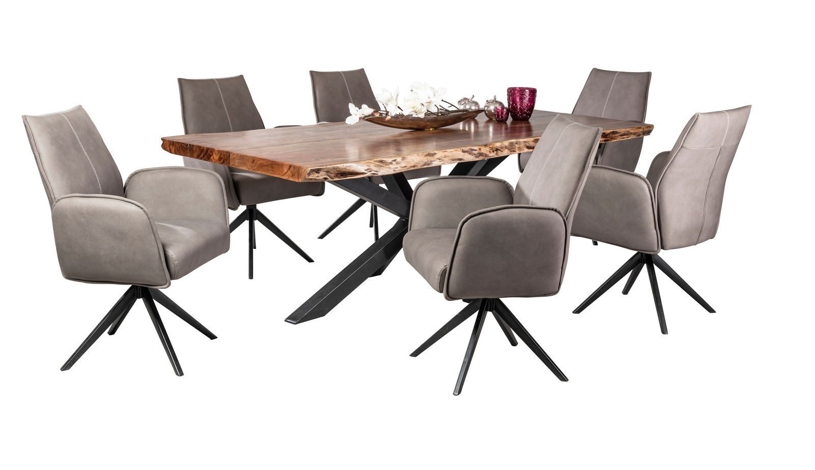 Moderner Esstisch mit natürlicher Holzplatte und sechs grauen Stühlen, seitliche Perspektive.