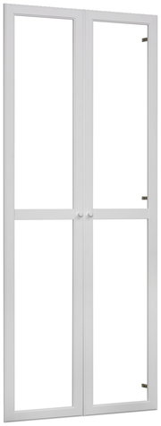 Zweiflügelige weiße Tür aus der Frontalperspektive mit Glaseinsätzen und schlichten Griffen.