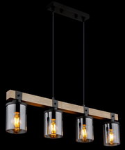Moderne Hängeleuchte mit vier zylindrischen Glaskörpern, aufgehängt an einem Holzbalken, seitliche Perspektive